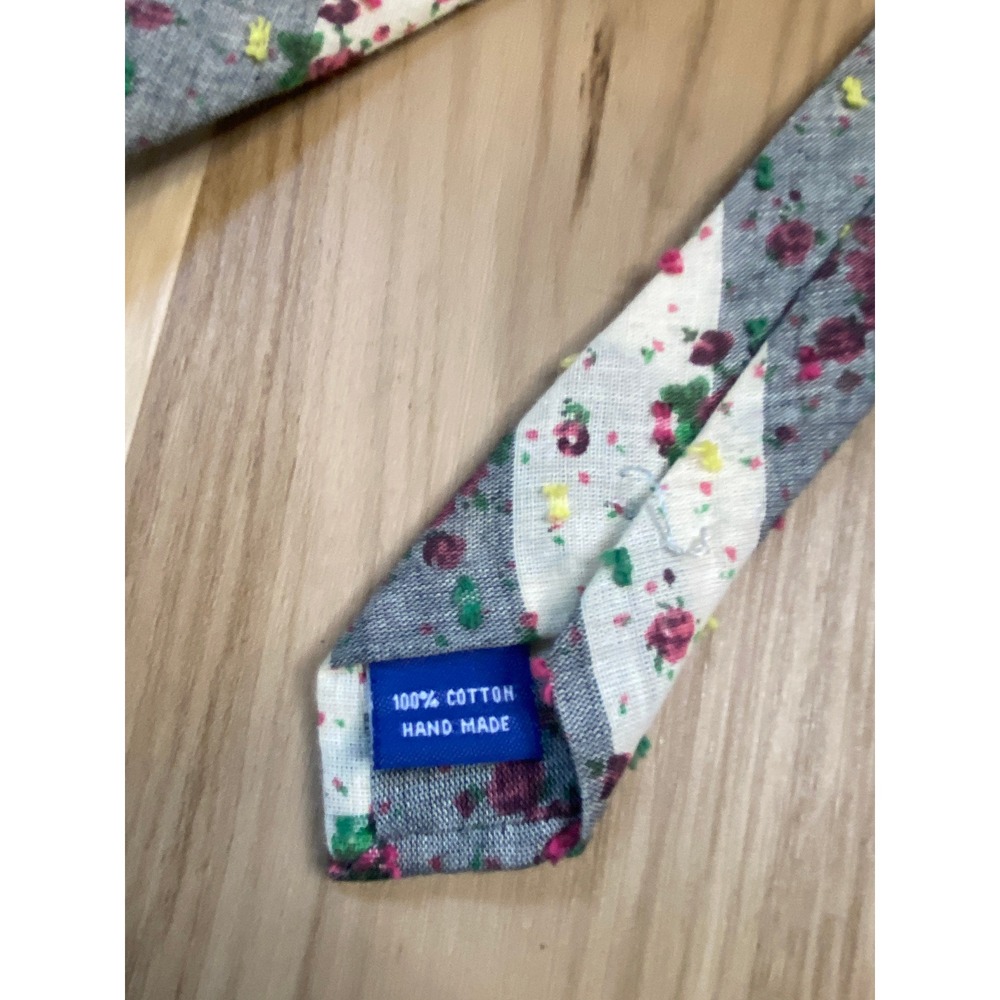 The Tie Bar Mens Cotton Floral Striped Necktie Gray White Pink Handmade 62 Inch - Picture 3 of 5